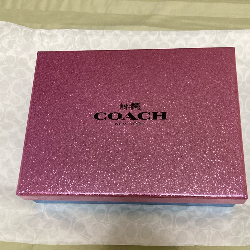 Coach gift box